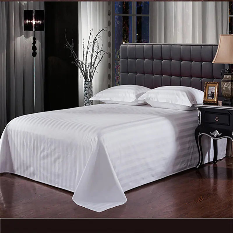 Set di biancheria da letto in cotone con strisce di raso