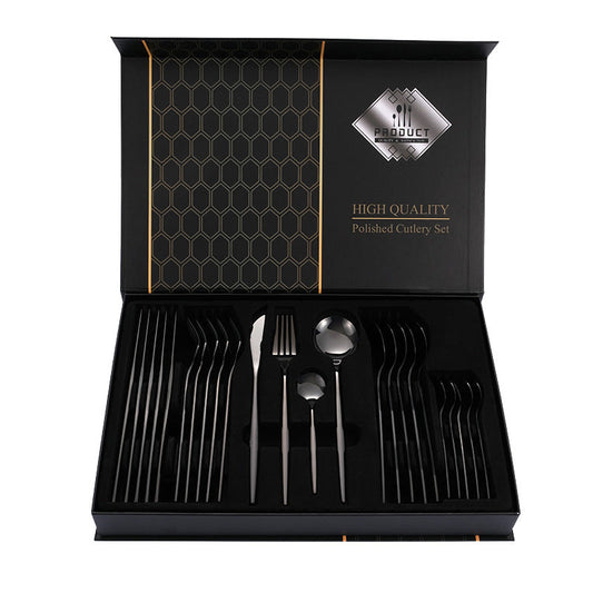 Set di posate nere in acciaio inox 24 pezzi in confezione regalo aperta, include forchette, coltelli e cucchiai