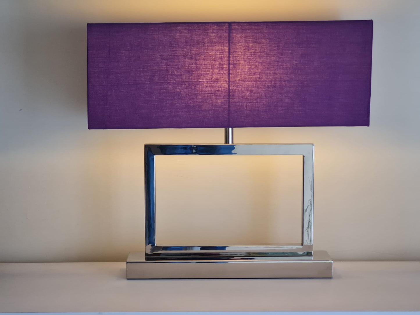 Lampada Artigianale in Acciaio Lucido con Paralume Viola di Design